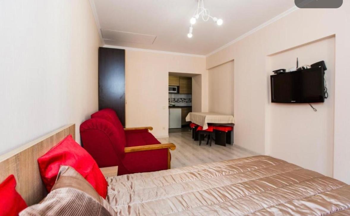 Apartment On Staroyevreyska 26 Лвив Екстериор снимка